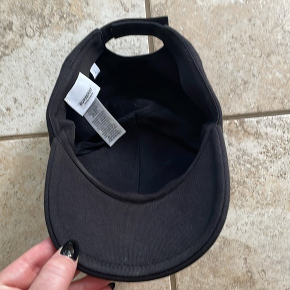 Burberry Embroidered TB Monogram Twill Baseball Cap Black - Picture 7 of 14